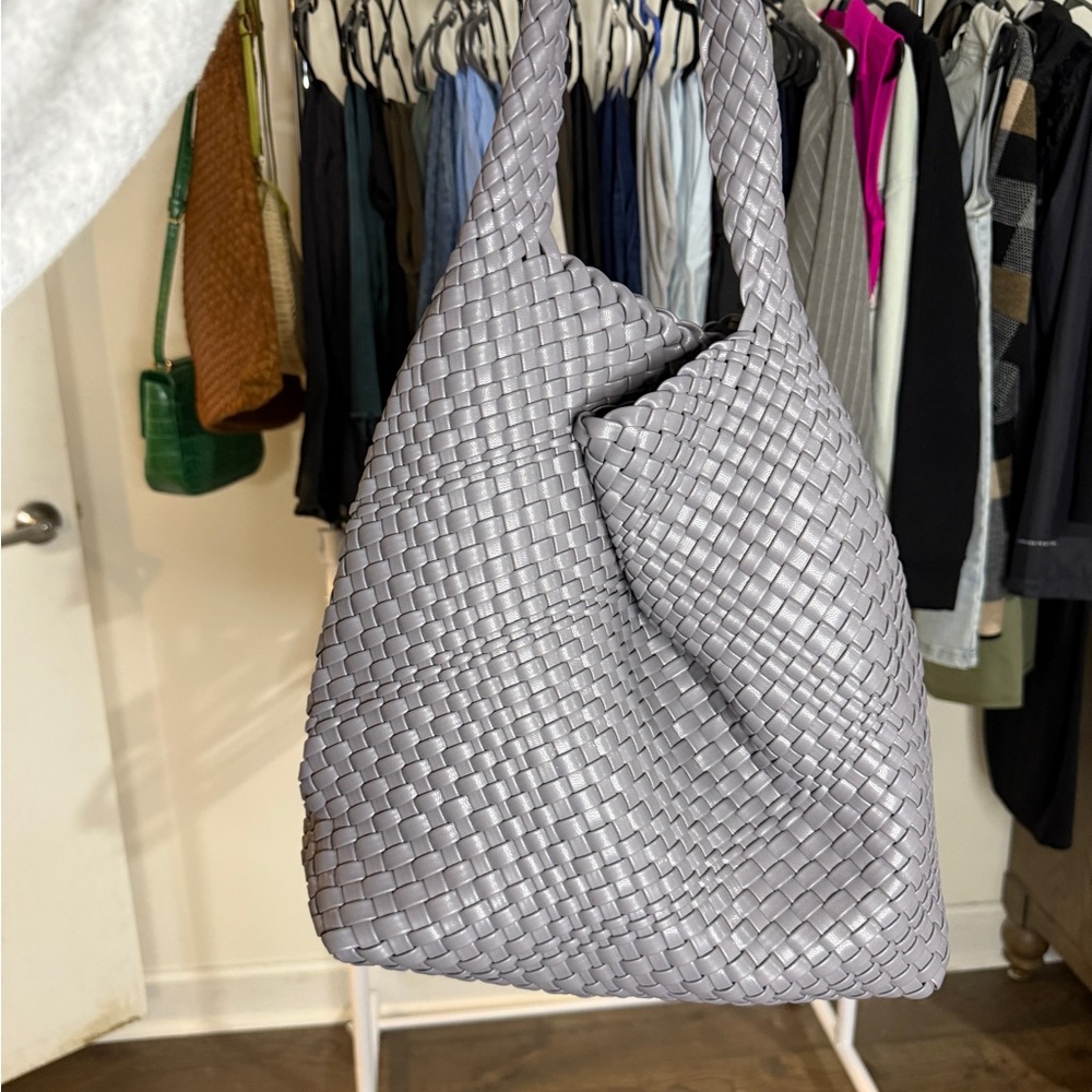Elegant Gray Woven Women's Bag